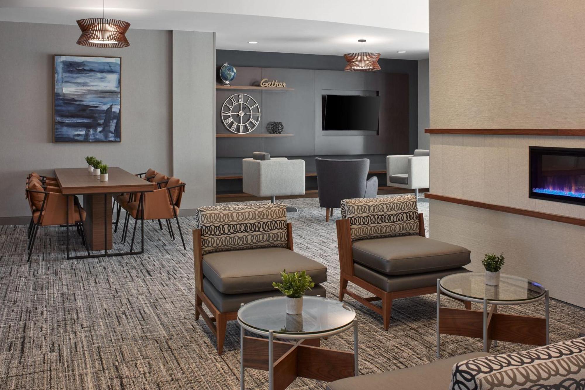 Courtyard By Marriott Mississauga-Airport Corporate Centre West Hotel Екстериор снимка