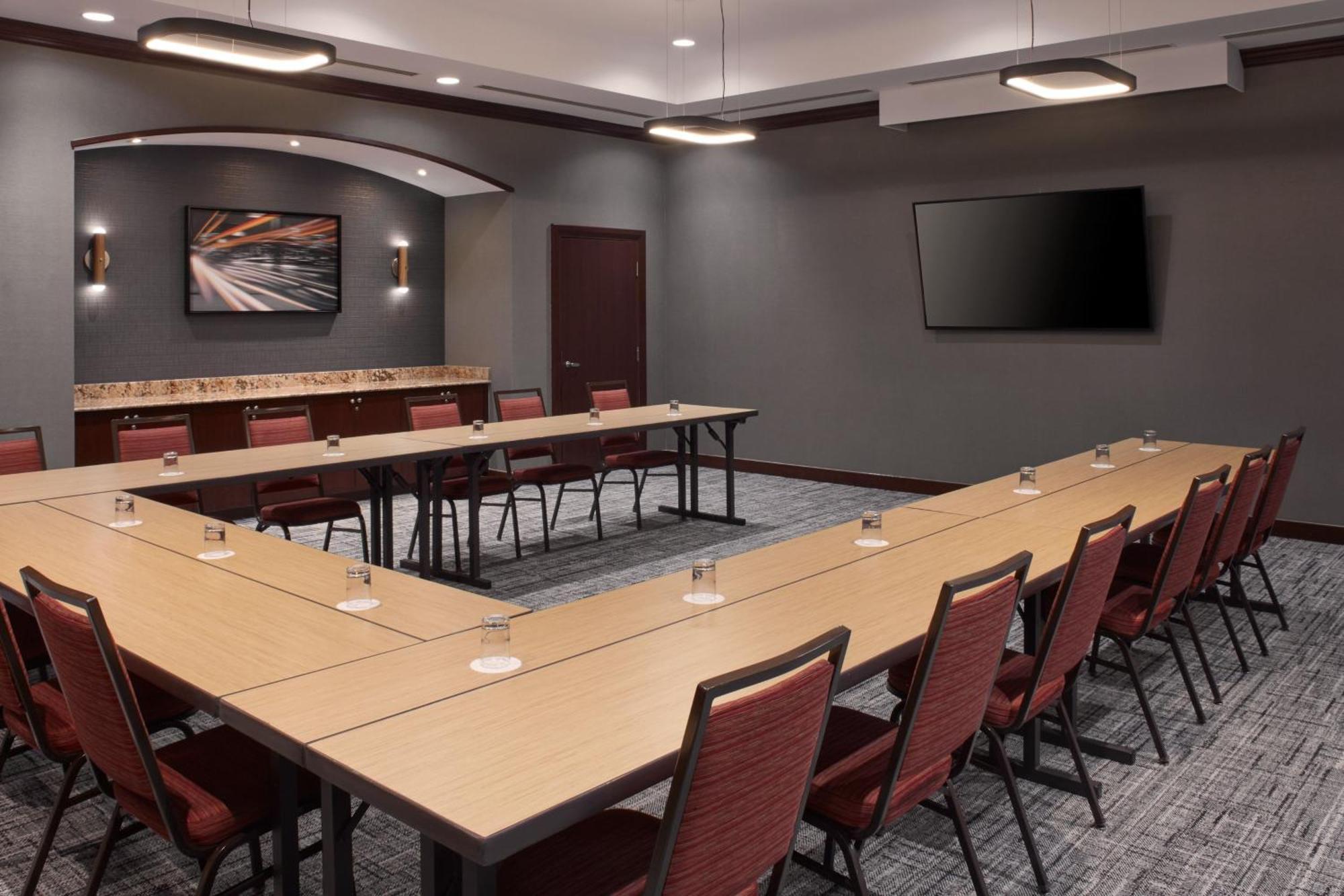 Courtyard By Marriott Mississauga-Airport Corporate Centre West Hotel Екстериор снимка
