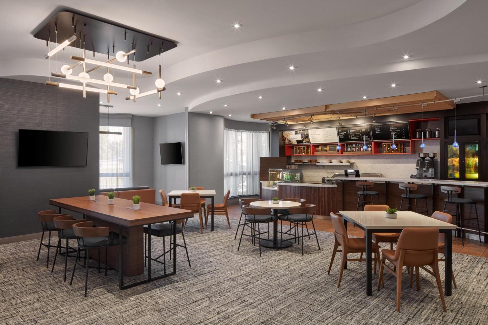 Courtyard By Marriott Mississauga-Airport Corporate Centre West Hotel Екстериор снимка