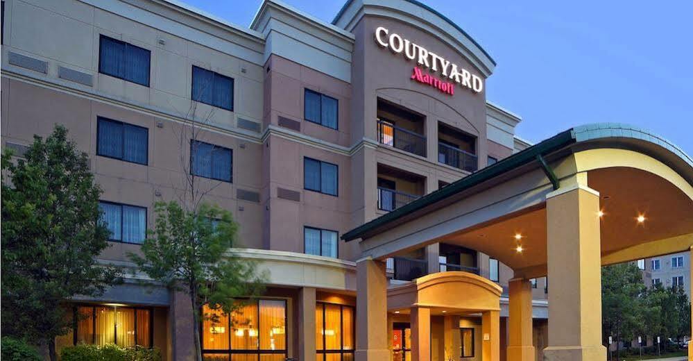 Courtyard By Marriott Mississauga-Airport Corporate Centre West Hotel Екстериор снимка